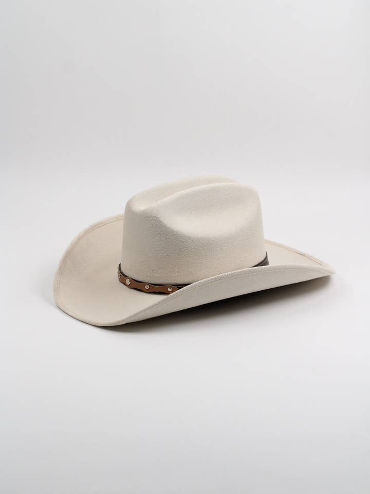 Texana Vegansk Mocka Cowboyhatt - Elfenben för wholesale av Wilder and Soul Wholesale Hats
