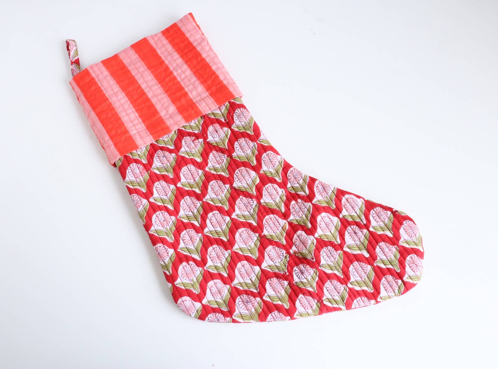 Twinflower - Vendita all'ingrosso Calza natalizia - Grande Calza di Natale Stampa a Blocchi Floreale Rossa1