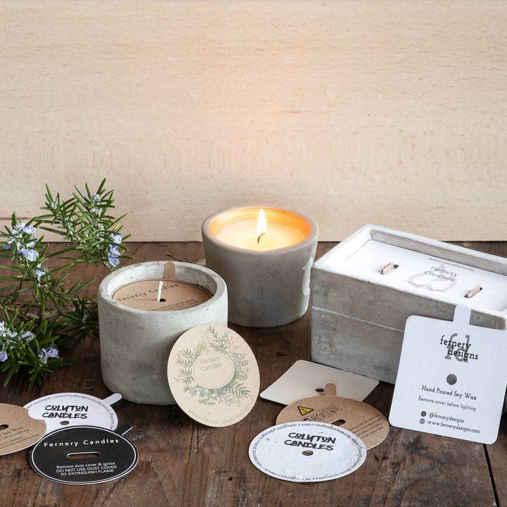 Fernery Designs - Vente Bougeoirs - Capuchon anti-poussière pour bougie - Motif texte uniquement, carte Kraft