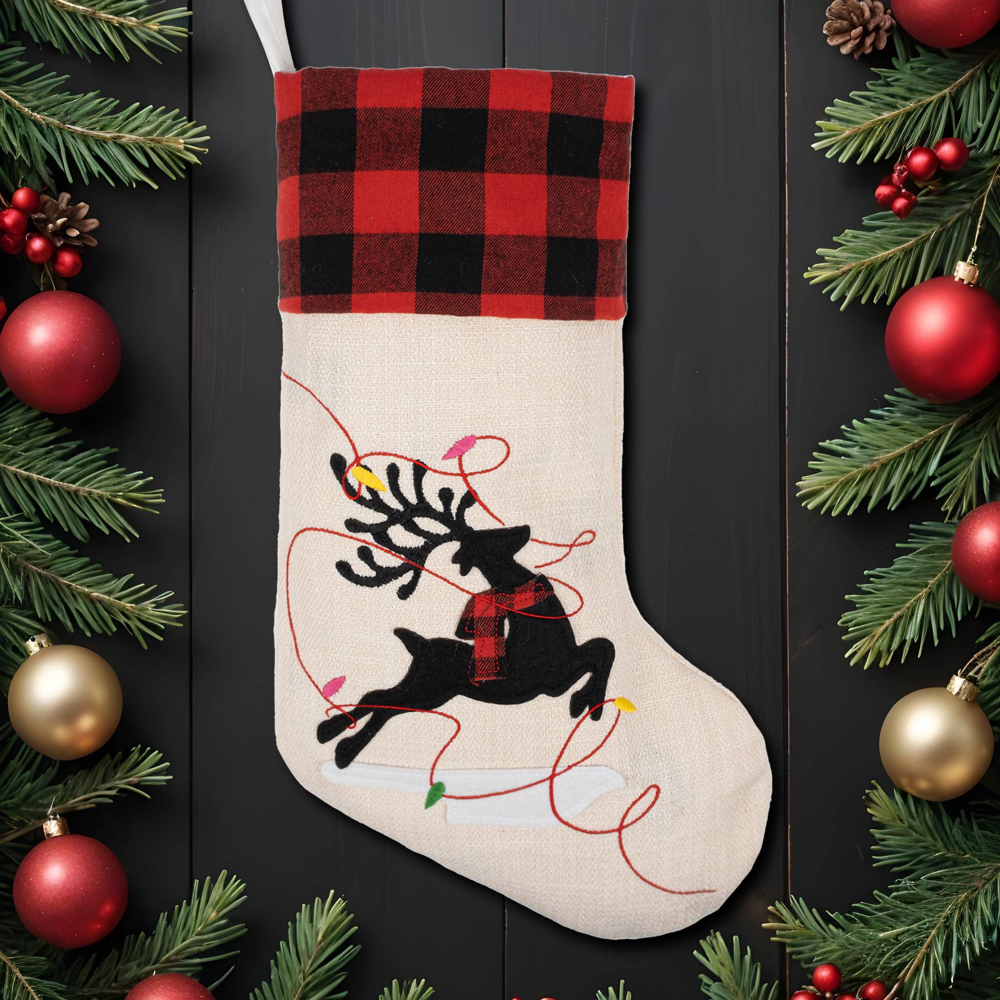 GEXWORLDWIDE - Vente Collants festifs - Bas de Noël à carreaux rouges et noirs brodés8