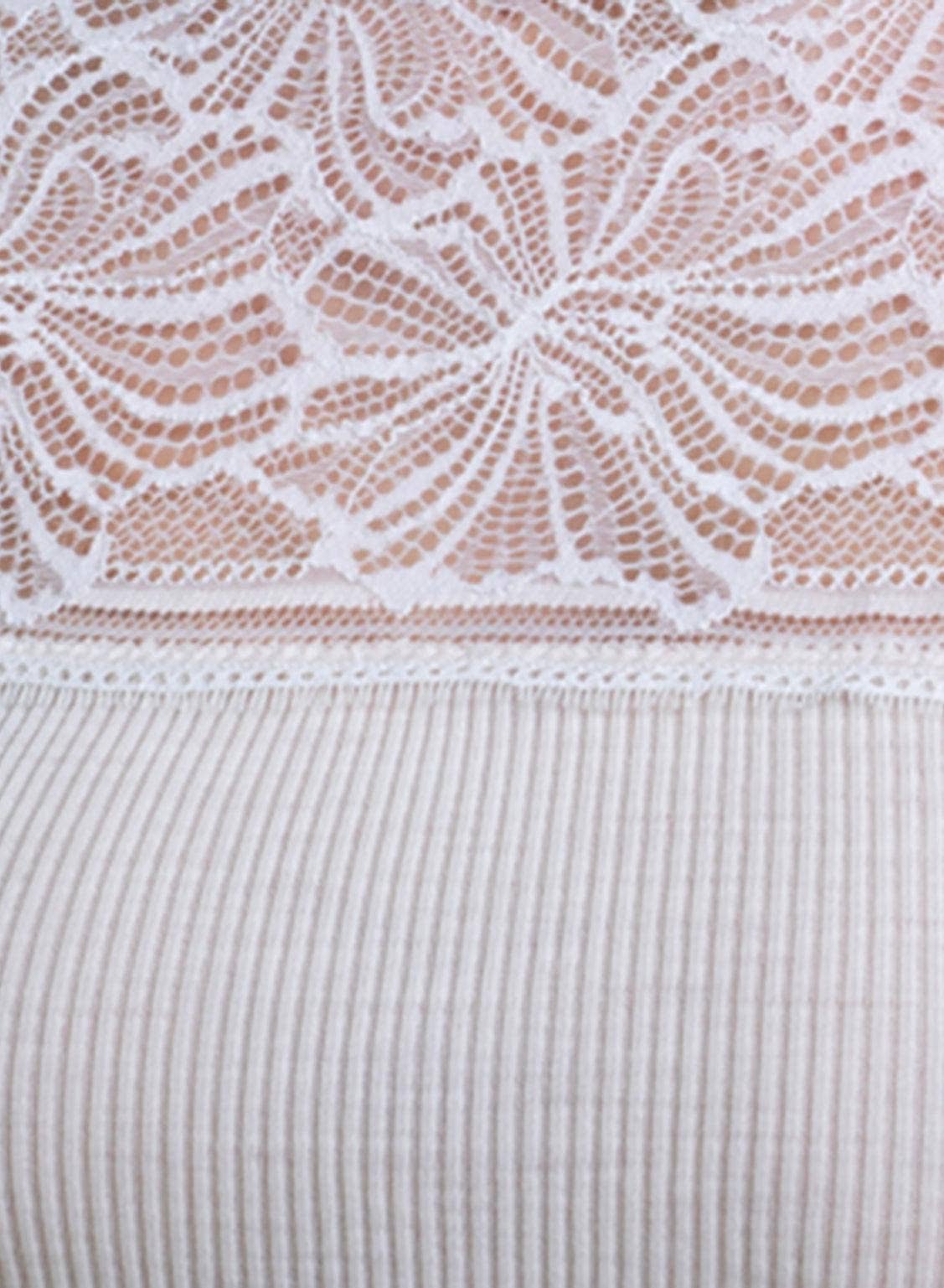 White VITTORIA B 8573-CAMISETA ENCAJE LANA Y SEDA for wholesale on Faire2