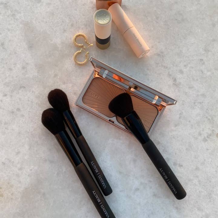 Varenti Beauty - Wholesale Cheek/Face Makeup Brush - Pro Blending Brush