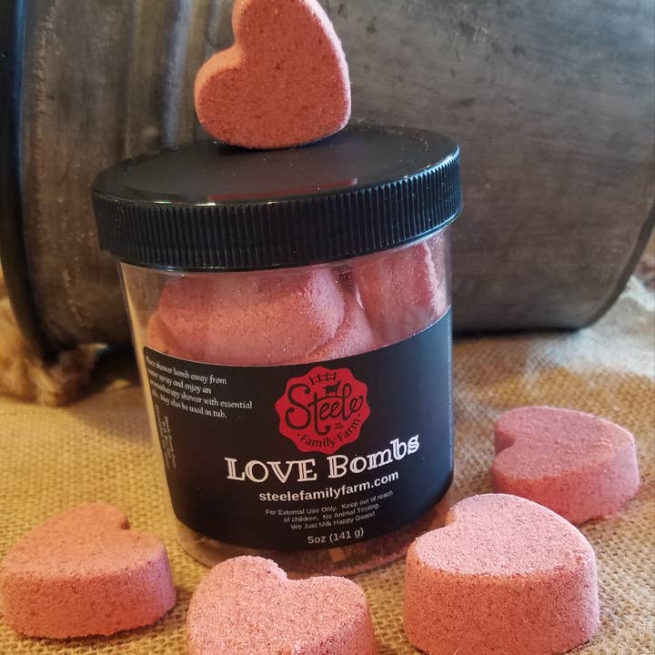 BOMBES D'AMOUR pour la vente par Steele Family Farm
