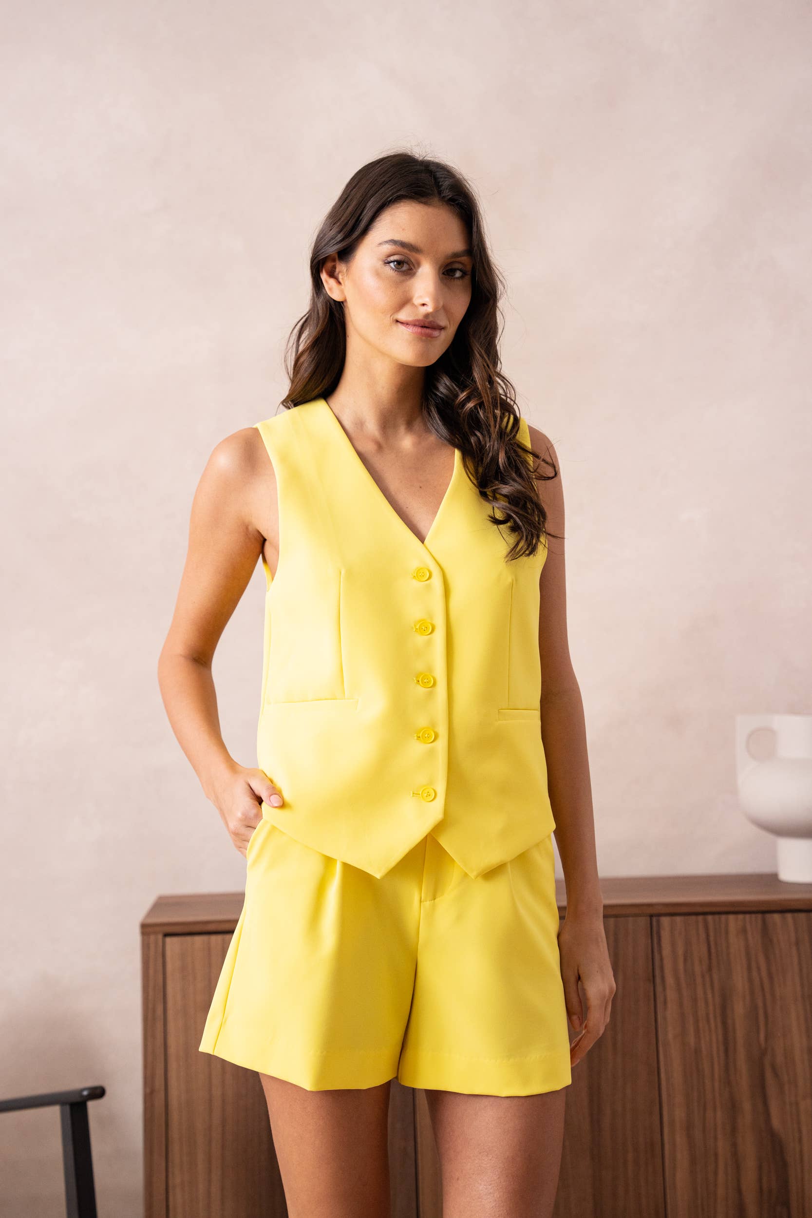 Attentif Paris - Wholesale Suit Vest - Women's - [Timeless] Solid Sleeveless Tailored Vest48