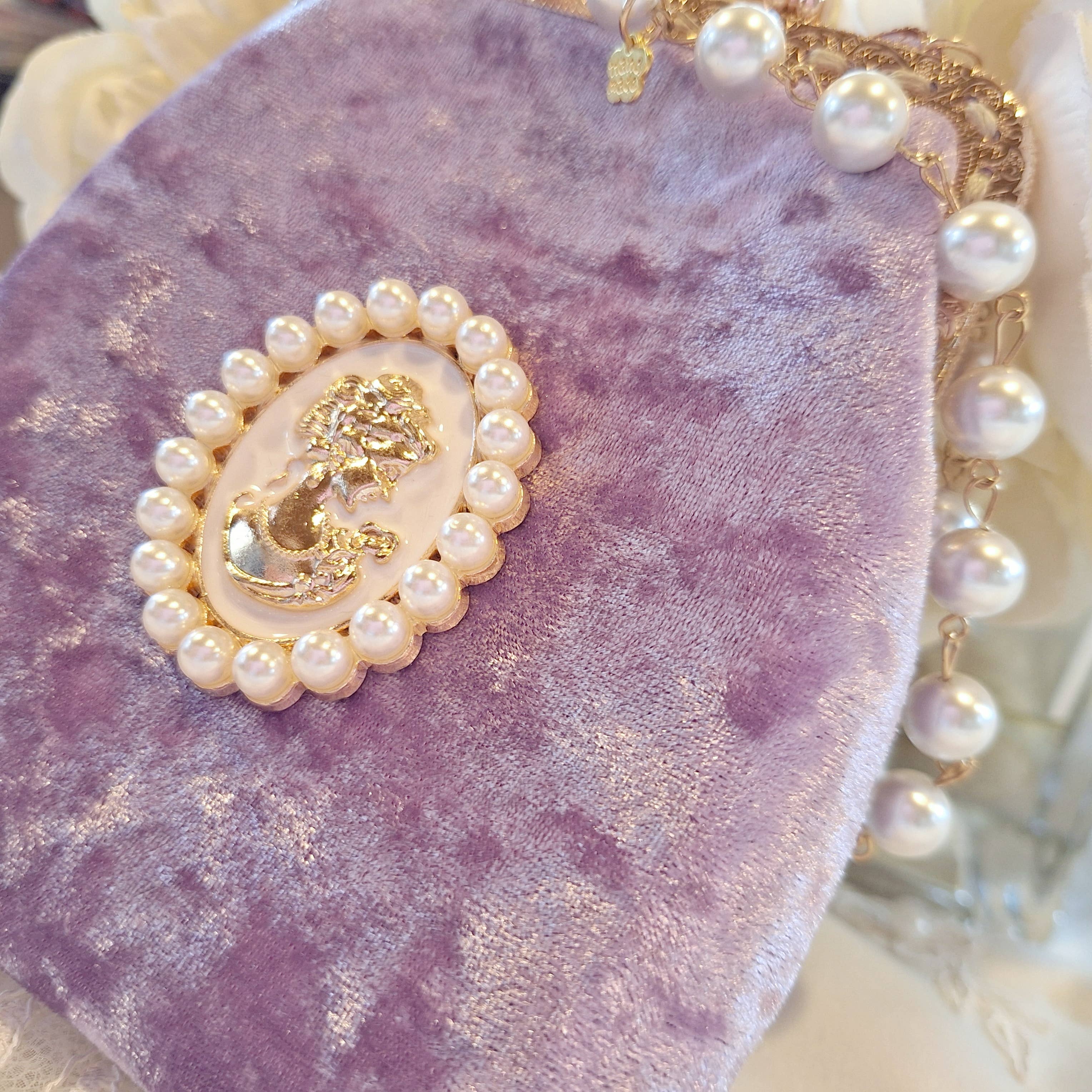 LeisTextileStudio - Wholesale Wallet - Women's - Handmade Velvet Vintage Kiss lock Handbag With Card Holder25