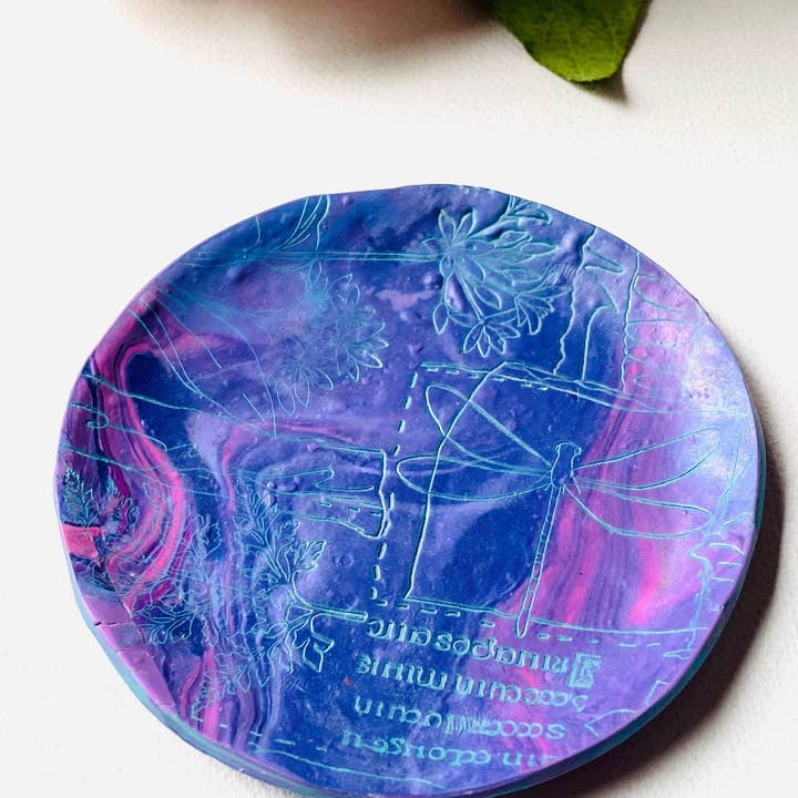 Lyserød og lilla sommerfugl frimærke ringfad for engroshandel hos Janine’s Jewelry Design