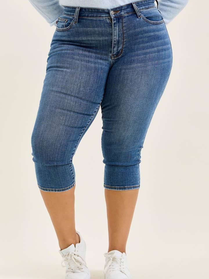 MR Capri - PLUS for wholesale by Judy Blue Jeans