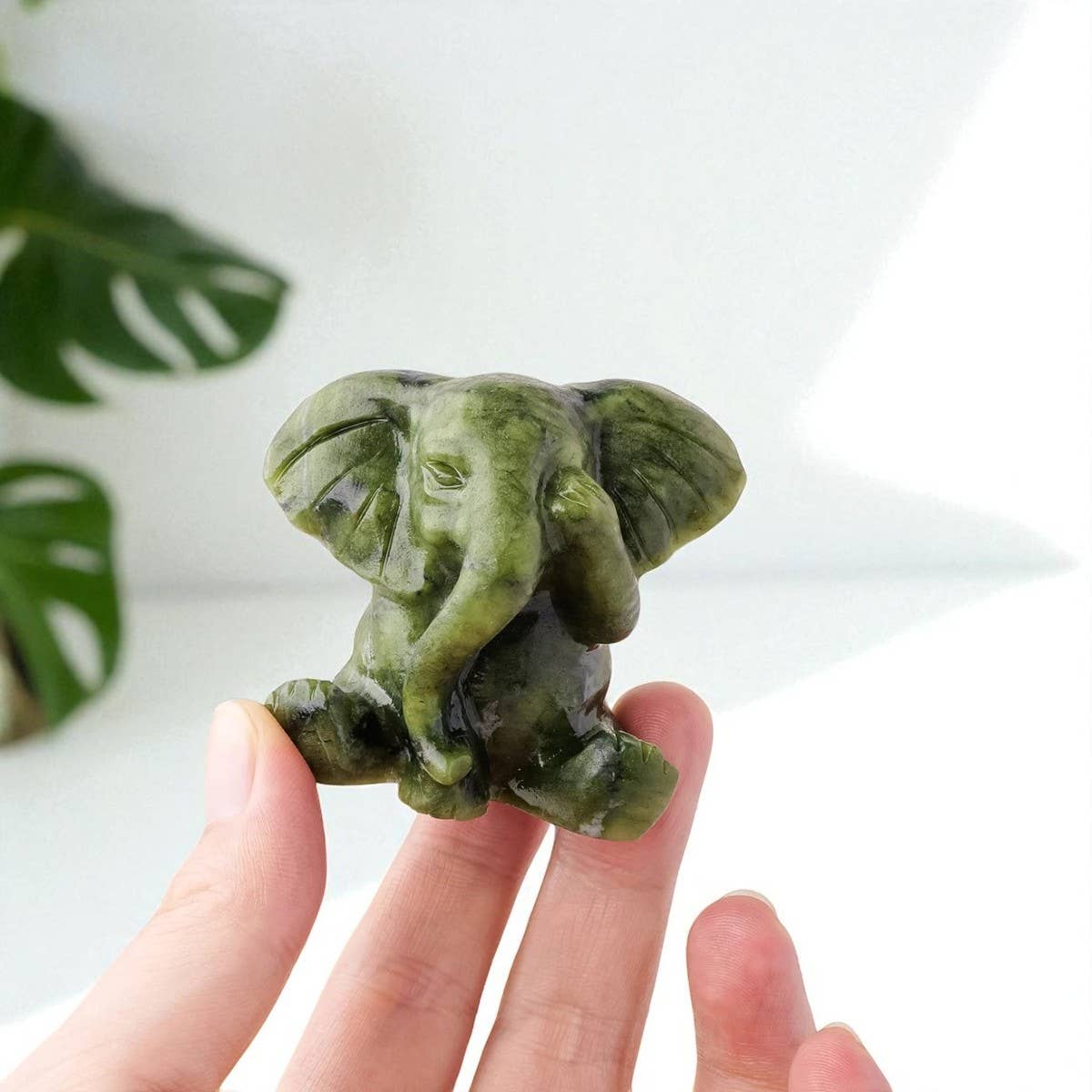 Crystolver (We Cover All Import Fees) – wholesale Dekorativ statyett – Figurin av grön jadeelefant i kristall3