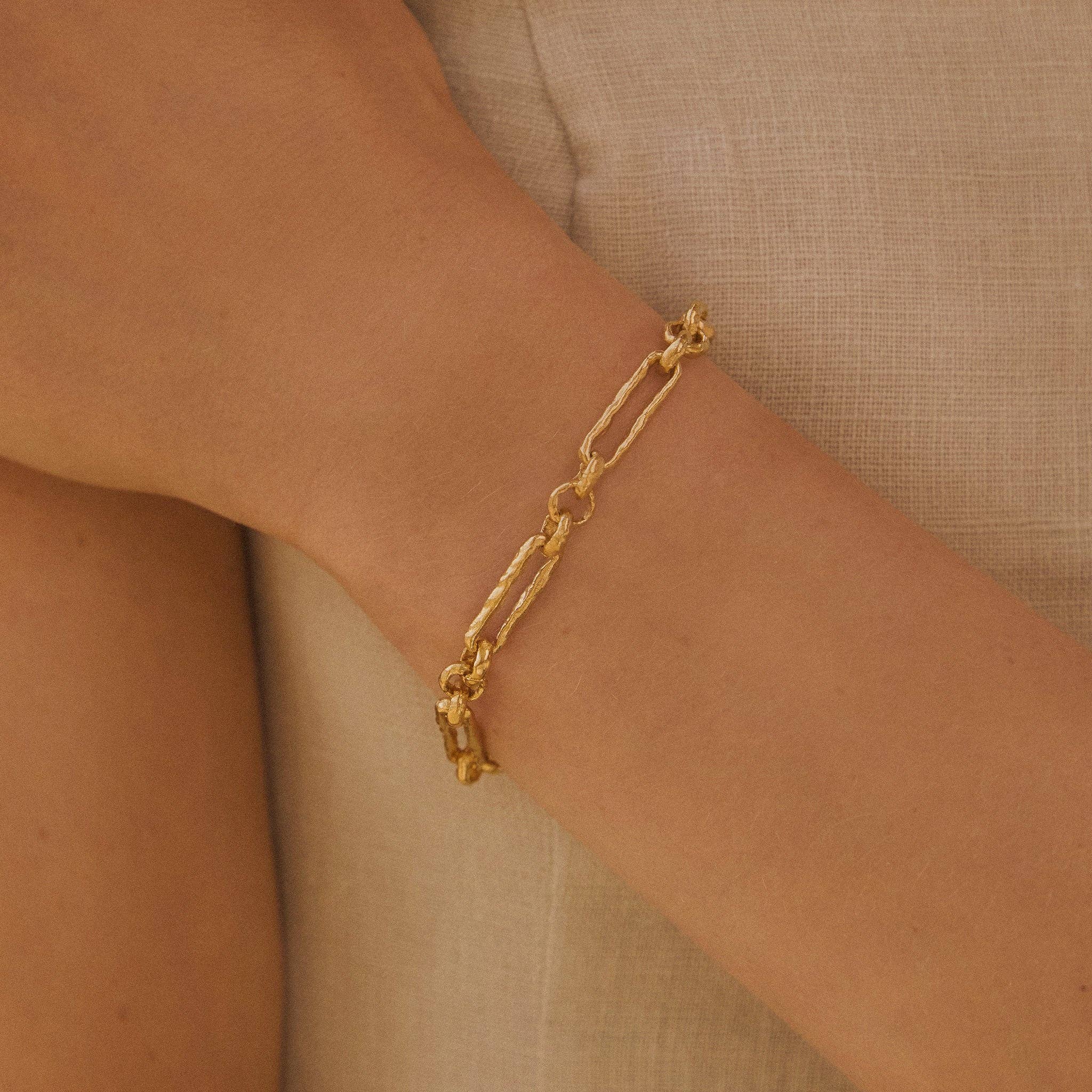 Agapée Jewelry – wholesale Link & chain bracelet – Lavinia Bracelet | Jewelry Gold Gift Waterproof1