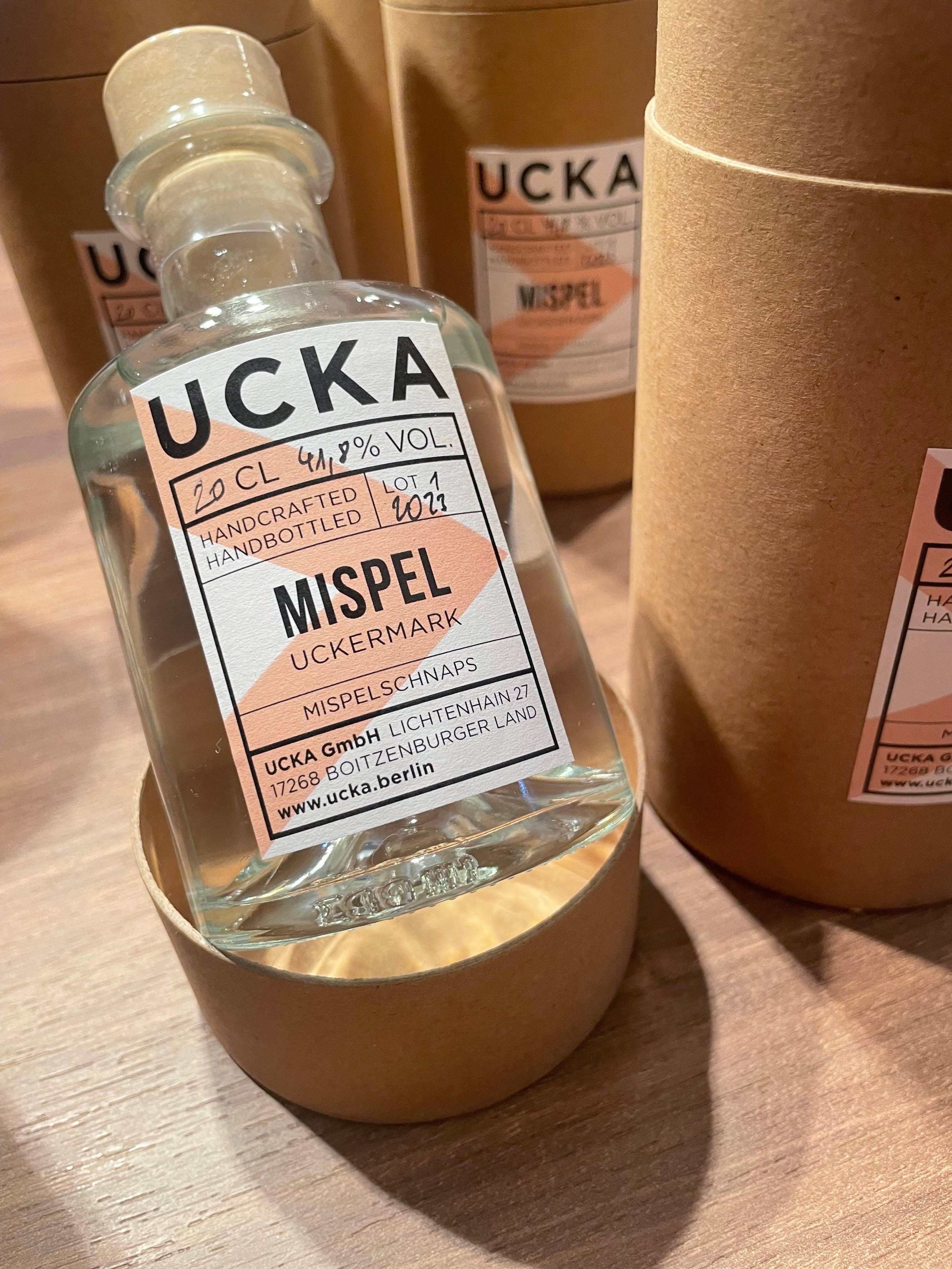 UCKA GmbH - Wholesale Liqueur - Medlar Brandy 20CL