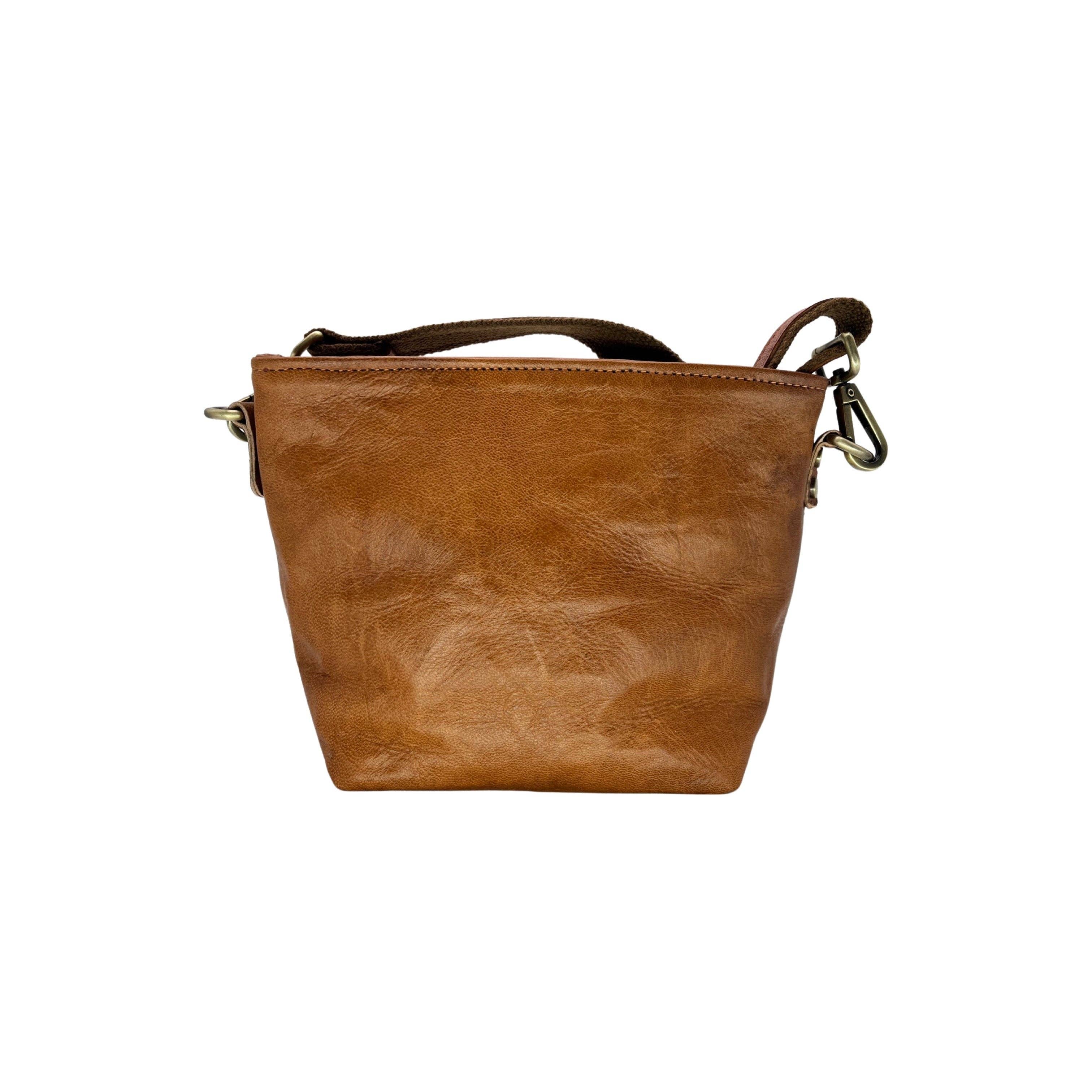 Louisa lee - Wholesale Shoulder Bag - Women's - DAYA genuine goat leather shoulder bag1