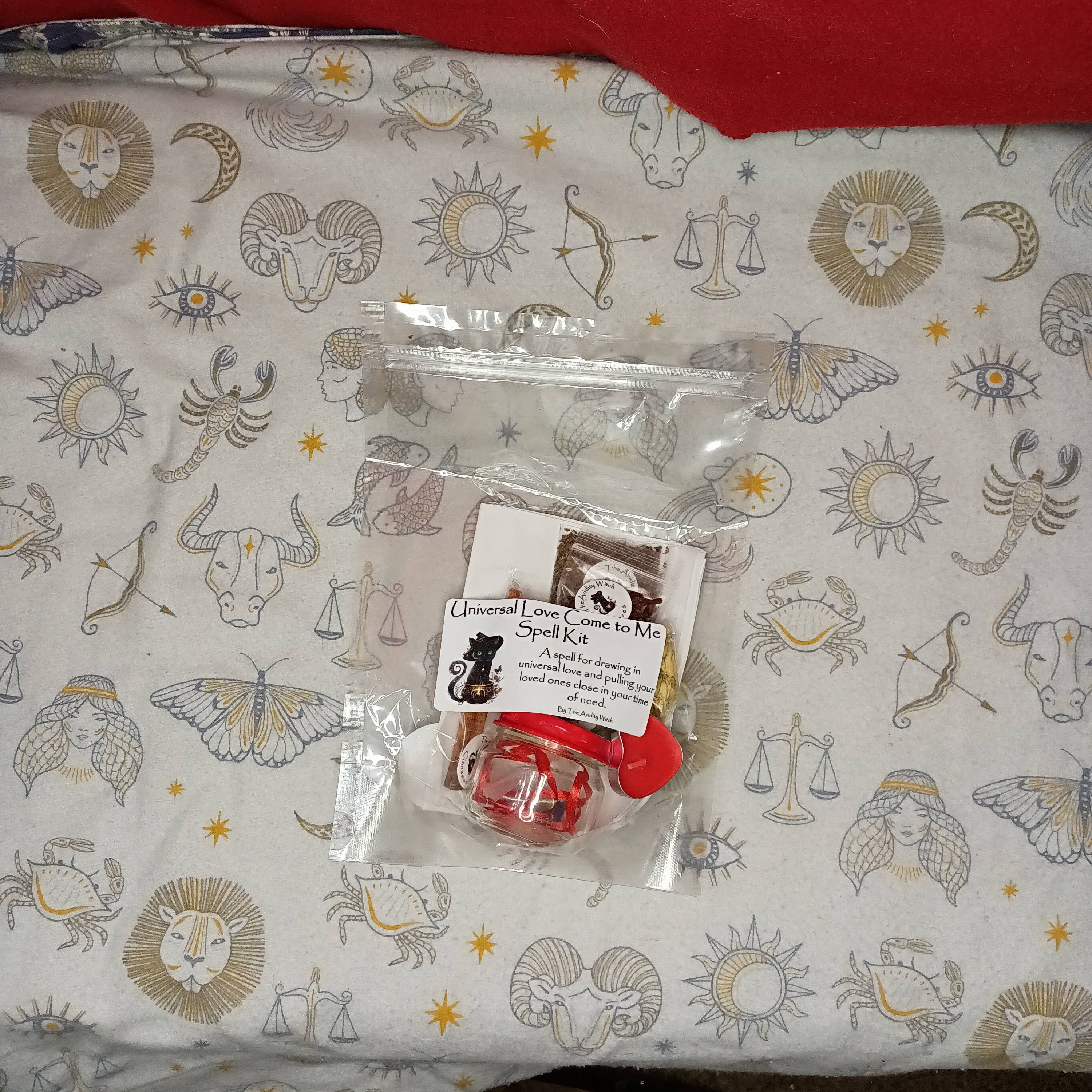 The Avidity Witch - Wholesale Meditation Supplies - Universal Love Come to Me Spell Kit13