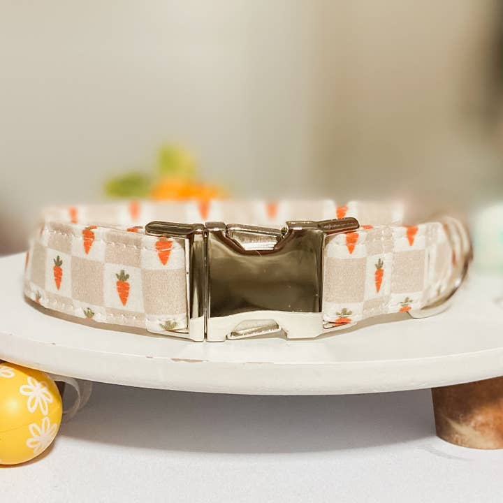 Carrots for the Easter bunny checkerboard dog collar for wholesale by doggish