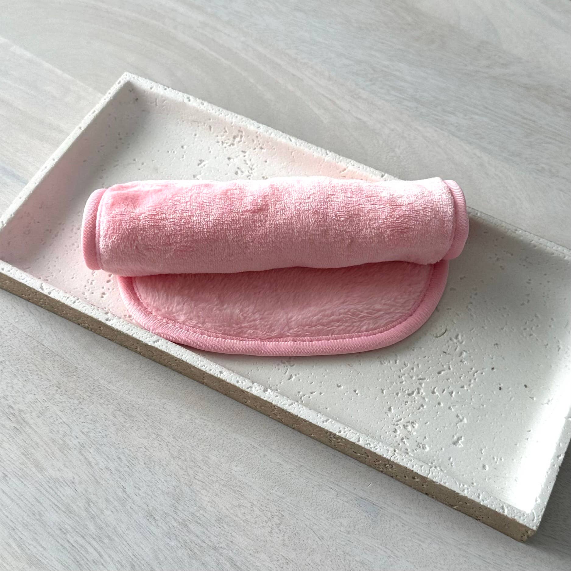 GreenWave - Wholesale Makeup Remover - Softest Makeup Removing Microfiber Eraser Towel Light Pink2