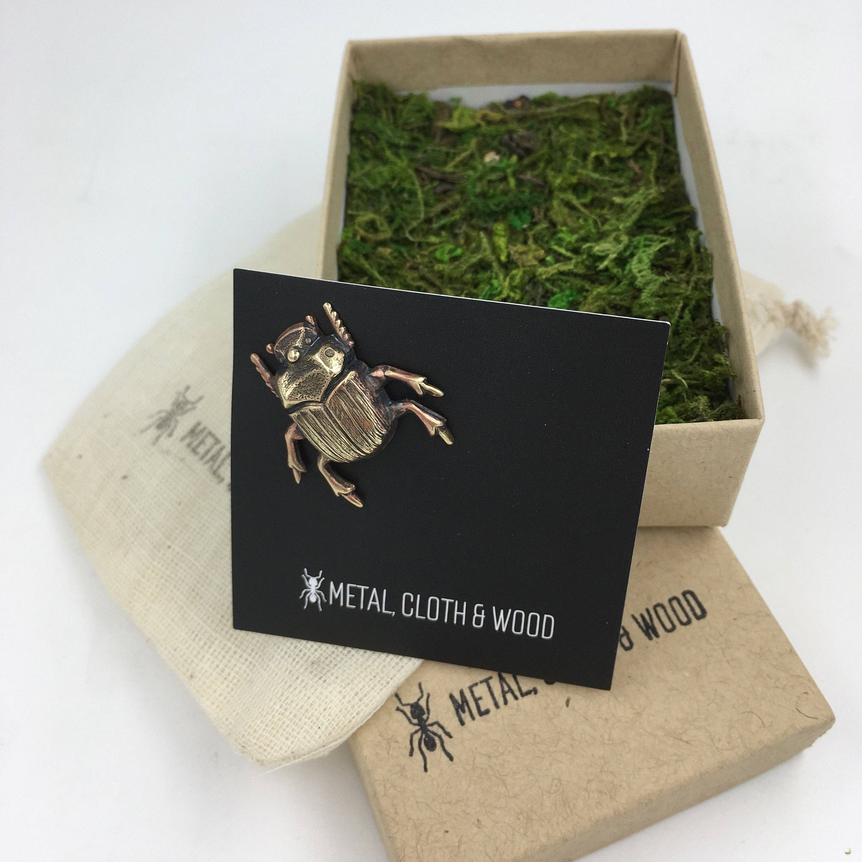 Metal Cloth & Wood – wholesale Brooch – Brass Scarab Beetle Insect Brooch or Pin4