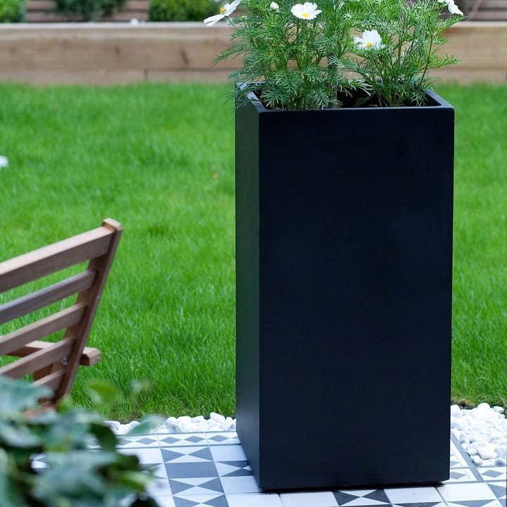 Idealist Lite Fibrestone Planters – wholesale Plant pot – IDEALIST Tall Square Contemporary Light Concrete Planter