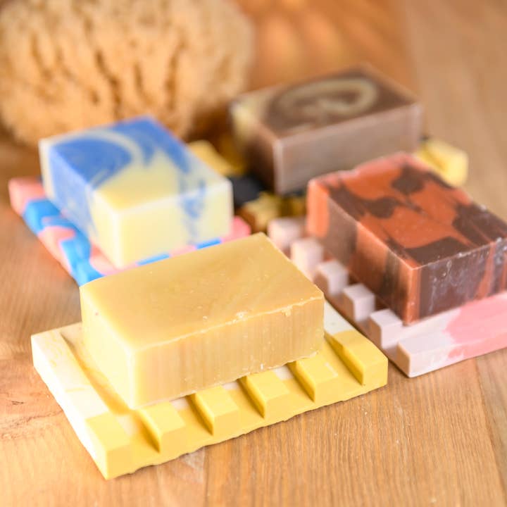 Savonnerie de la Buèges - Wholesale Bath Soap Dish - Multicolor handmade soap holder4