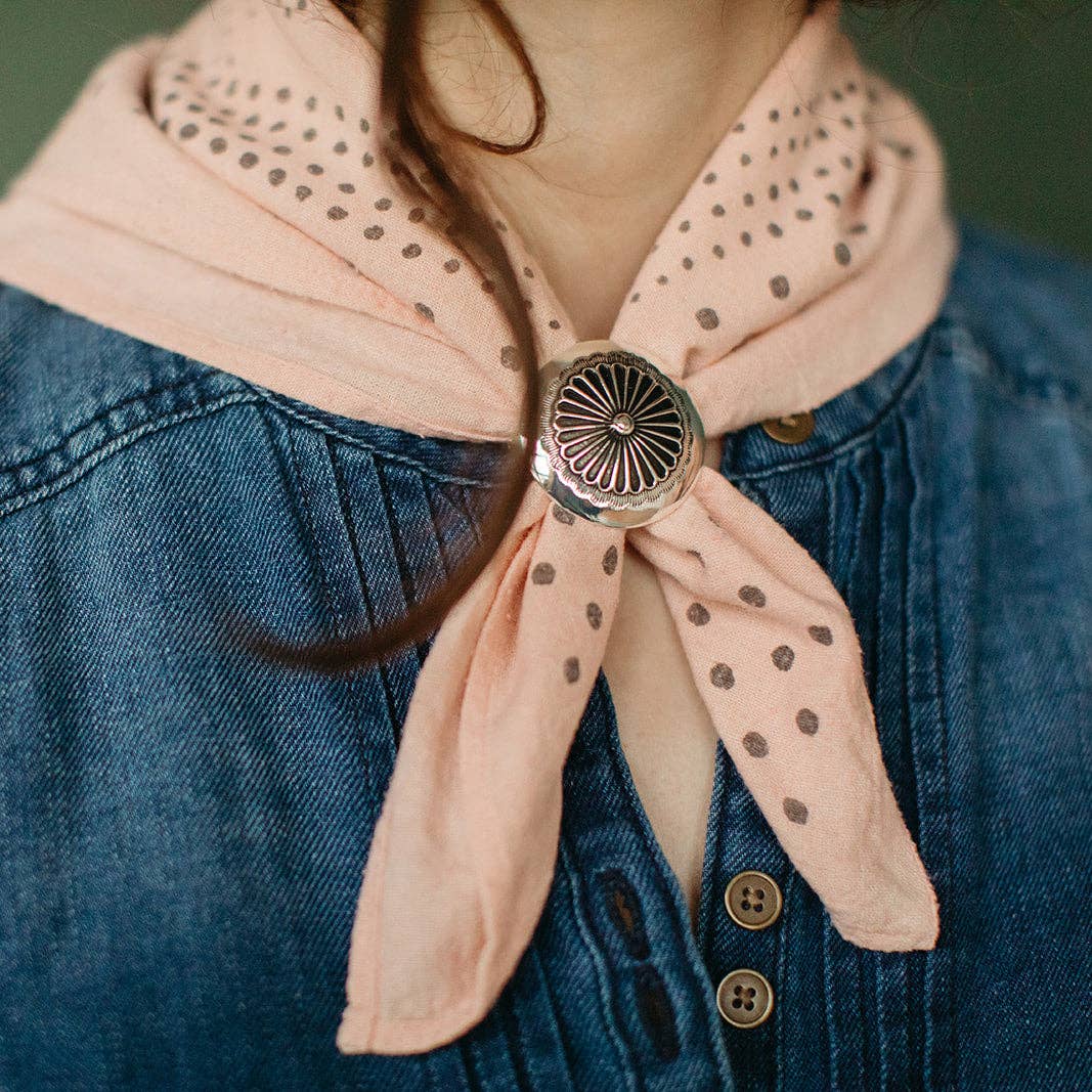 Last Chance Textiles - Wholesale Scarf Clip - Women's - Adjustable Daisy Slide4