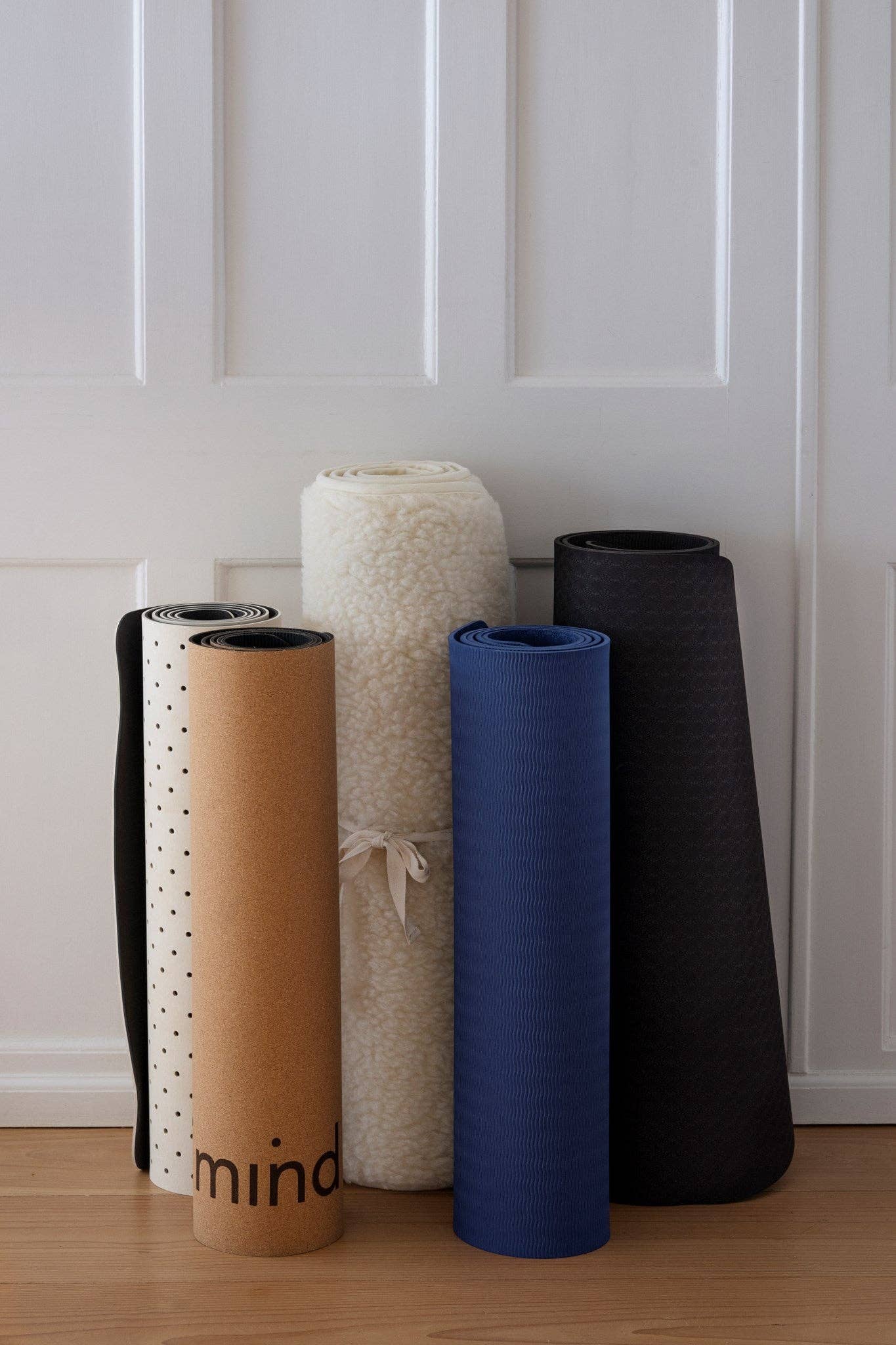 moshi moshi mind - Wholesale Yoga Mat - dotted signature mat5