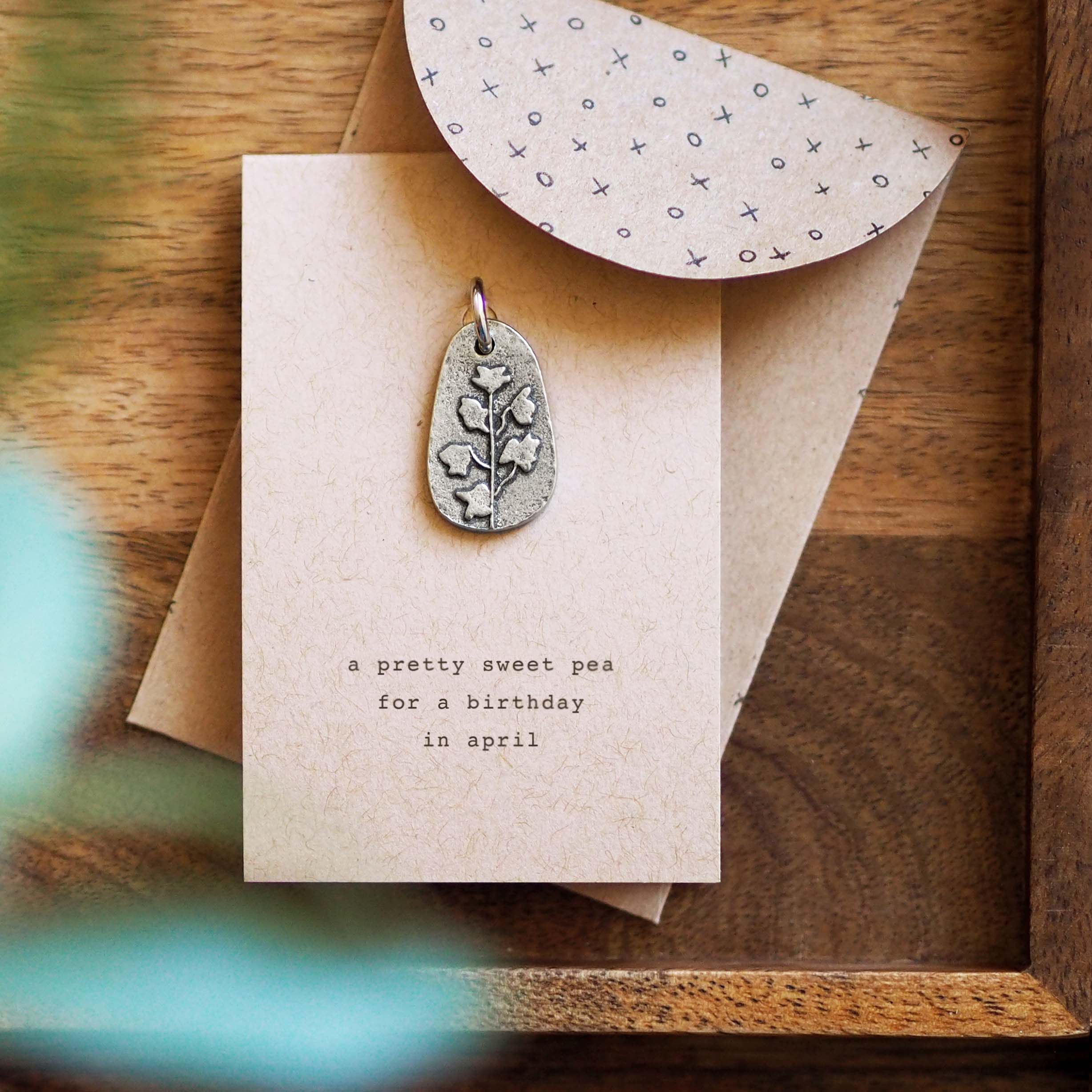 Kutuu - Wholesale Keychain - Unisex - Birth Flower Keyring Charm14