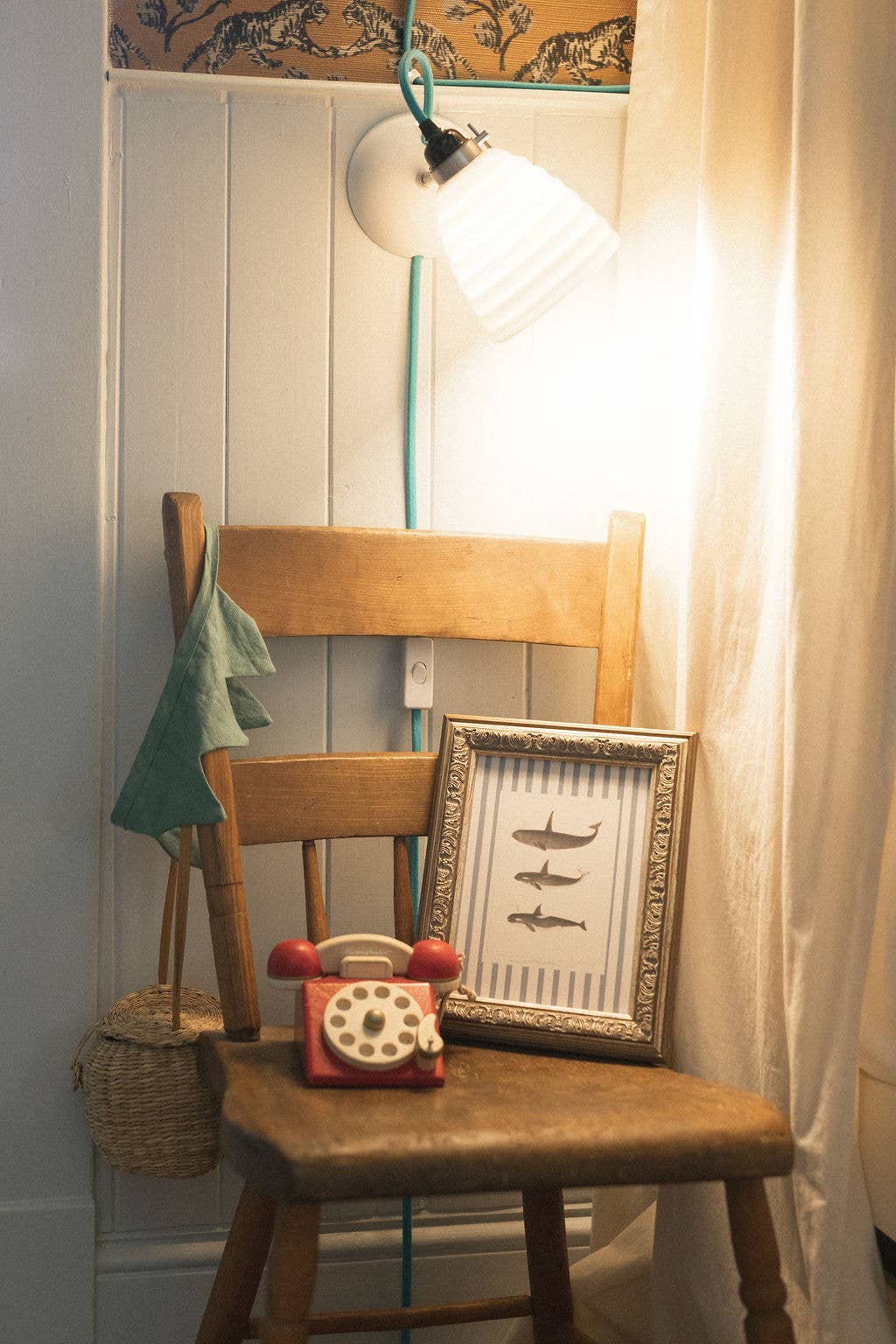 Petal Lane Home – wholesale Konsttryck – Valar på ränder Inramad antik konst5