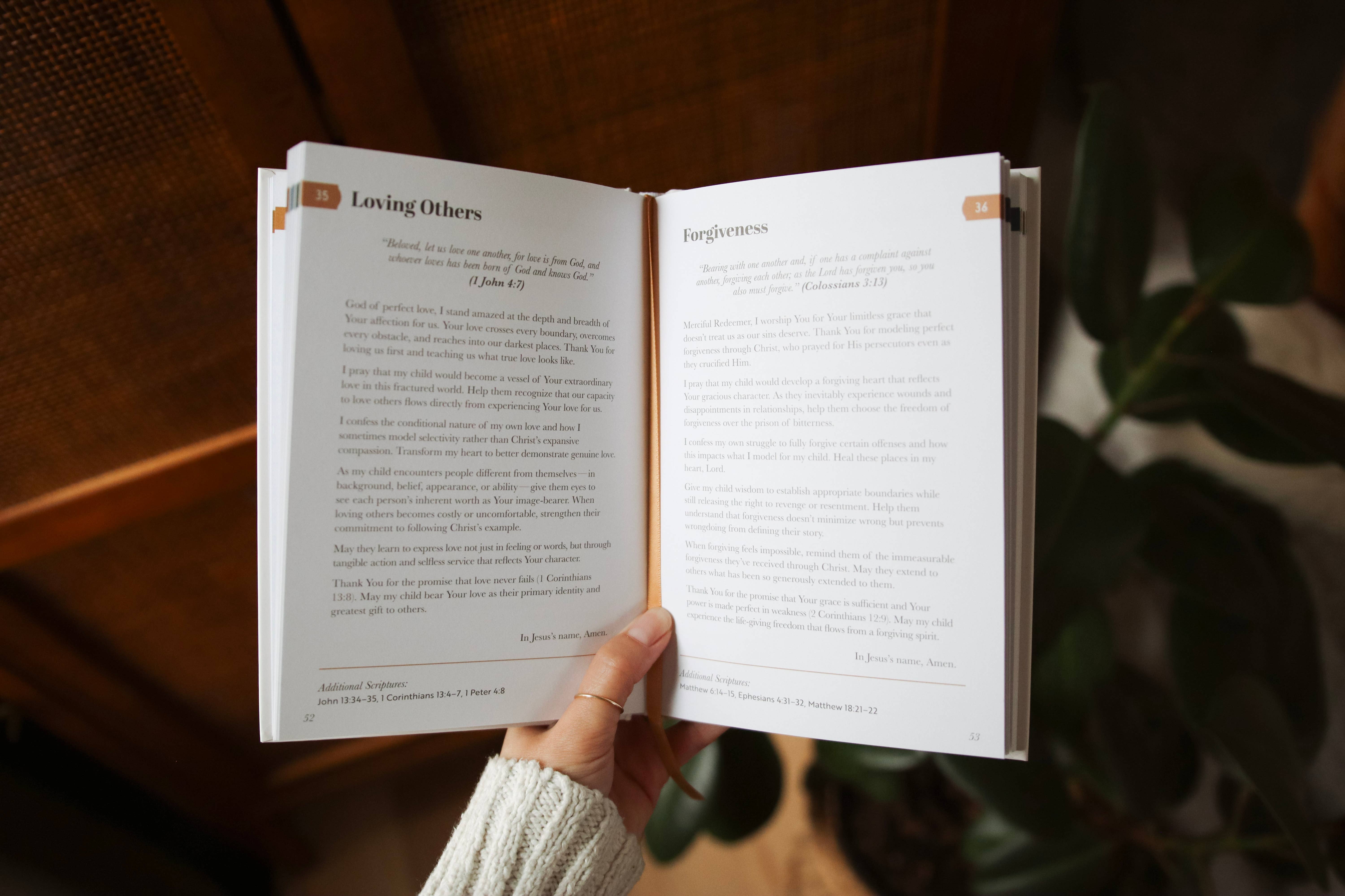 Paper Peony Press - Wholesale Religion - Prayers for My Children: 100 Prayers to Pray over Your Kids4