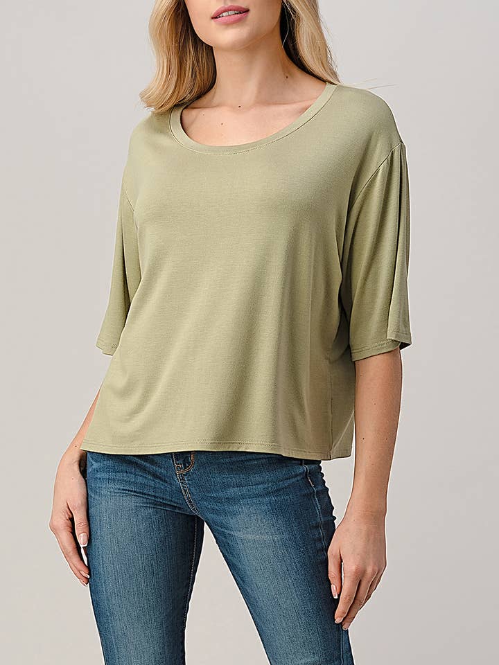 T-shirt à manches courtes et coupe carrée en jersey modal, T442 pour la vente par Heimious