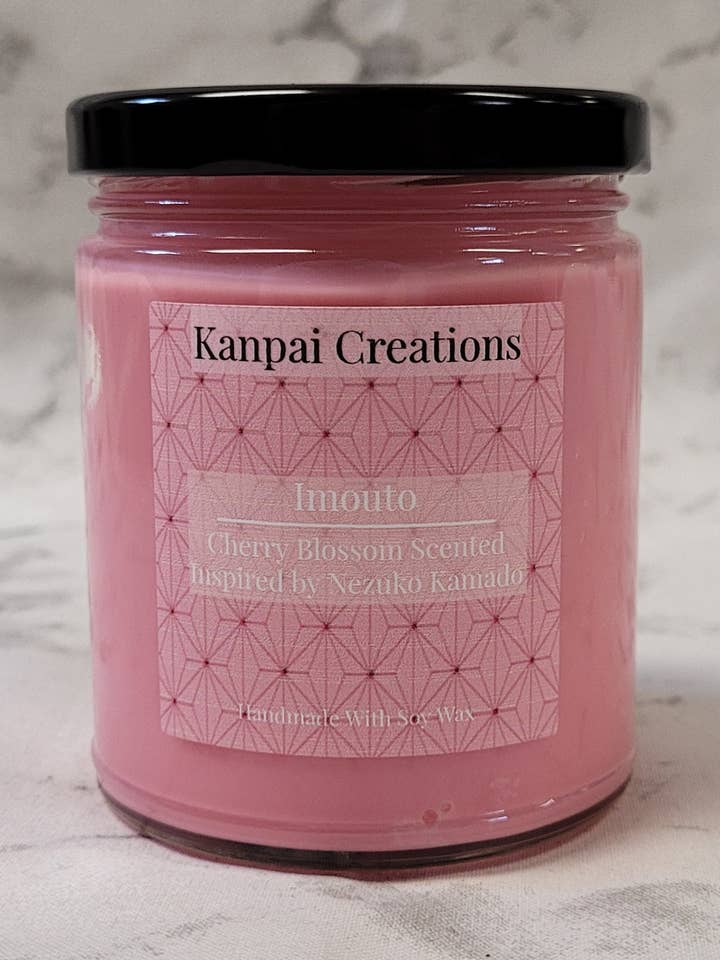 Imouto, duftende kirsebærblomst, anime-inspireret stearinlys for engroshandel hos Kanpai Creations