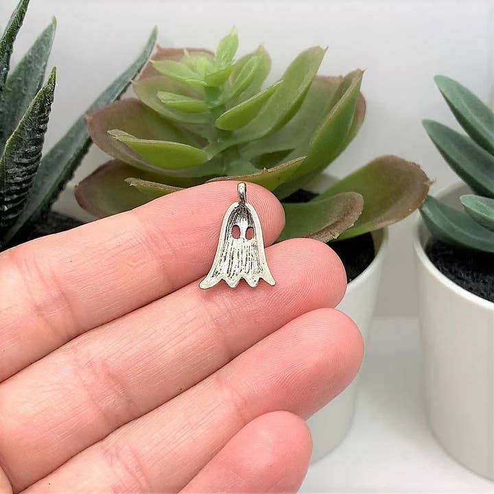 Guerrilla Charm - Wholesale Individual Charm/Pendant - 50 Pcs Cute Silver Ghost Charms