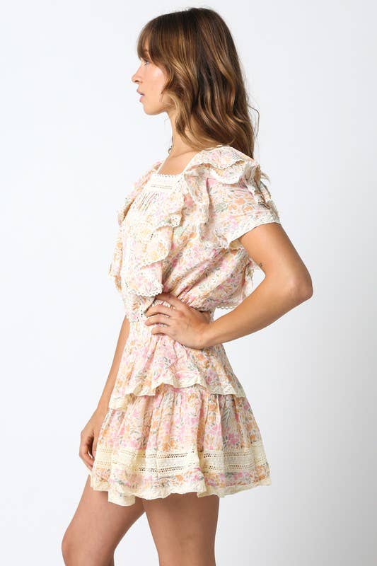 Floral rose crème Mini-robe Adalynn en vente sur Faire1
