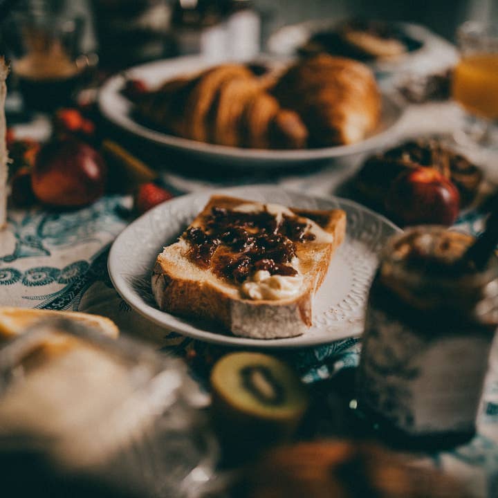 The Curious Cabinet - Wholesale Jam/jelly - Rhubarb and Ginger Jam 190g 1
