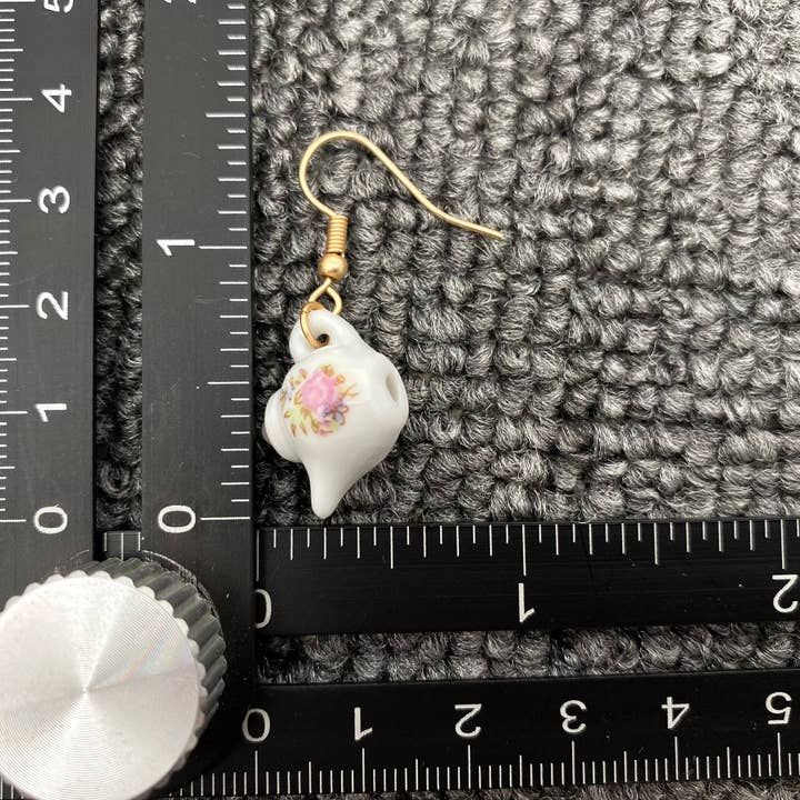 Mio Queena - Wholesale Dangle Earrings - Pink flower Ceramic Teapot & Tea Cup Charm Dangle Earrings2