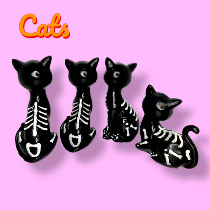 Mom And Pup Co. - Wholesale Decorative Figurine - Sugar Skull Dogs and Cats - Day of the Death Figurine, Altar3