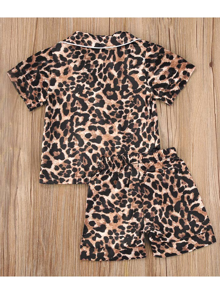 Fennco Styles - Wholesale Sleepwear Set - Kids - Brown Leopard Short Sleeve Girl 2pcs Pajamas Set