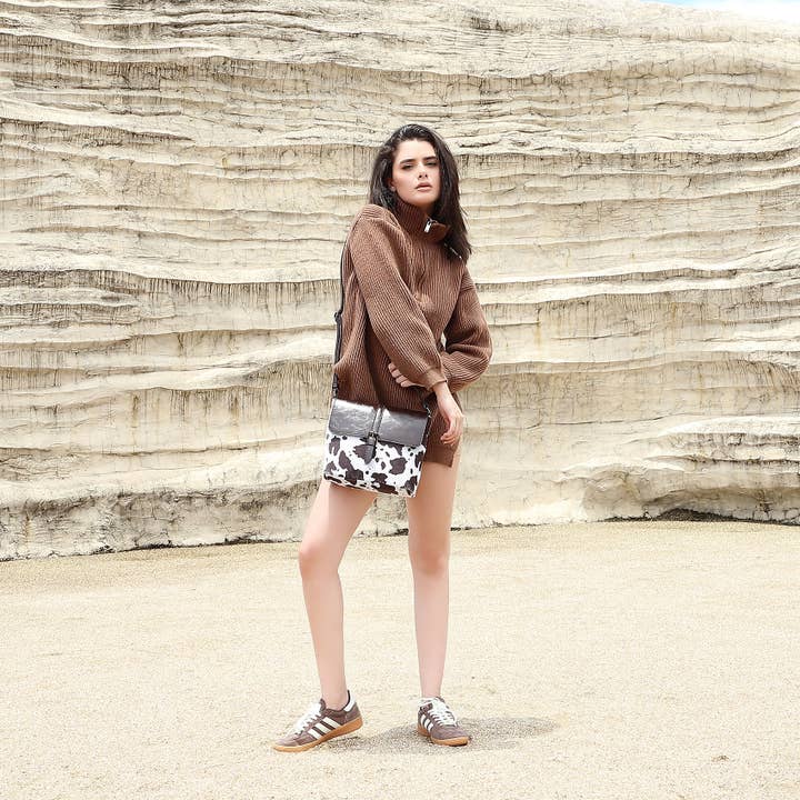 Two-material crossbody bag with animal print and other Purchase Wholesale sacs à main. Free Returns & Net 60 Terms on Faire trending on Faire.