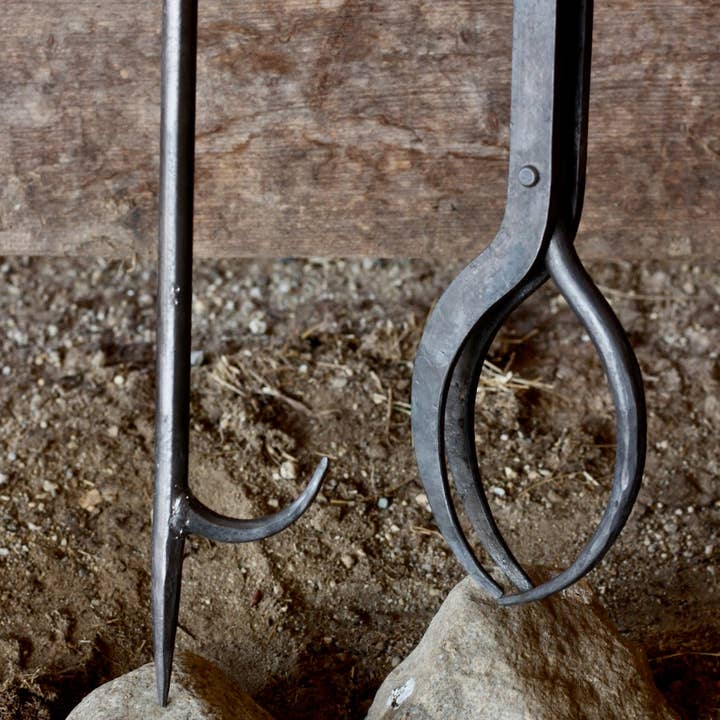 Wicks Forge - Wholesale Fire Pit - 34" Heritage Fire Poker4