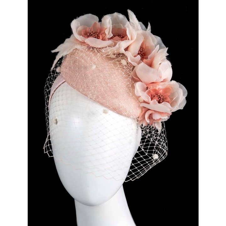 Caixa de comprimidos com flores e véu facial da Fillies Collection por atacado de Max Alexander by Cupids Millinery Melbourne