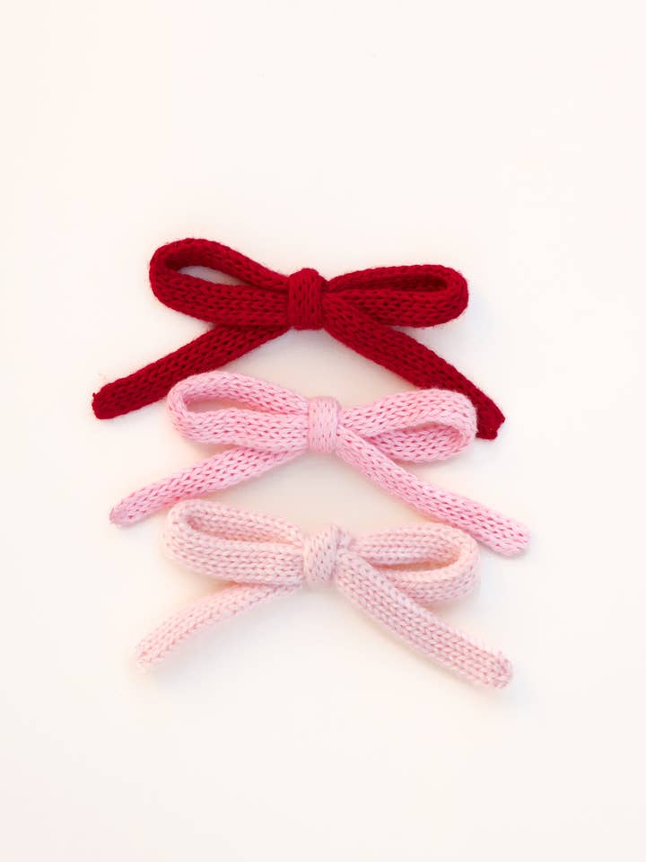 KENZIE BOW | KNIT VALENTINE for wholesale by The Deluxe Pup
