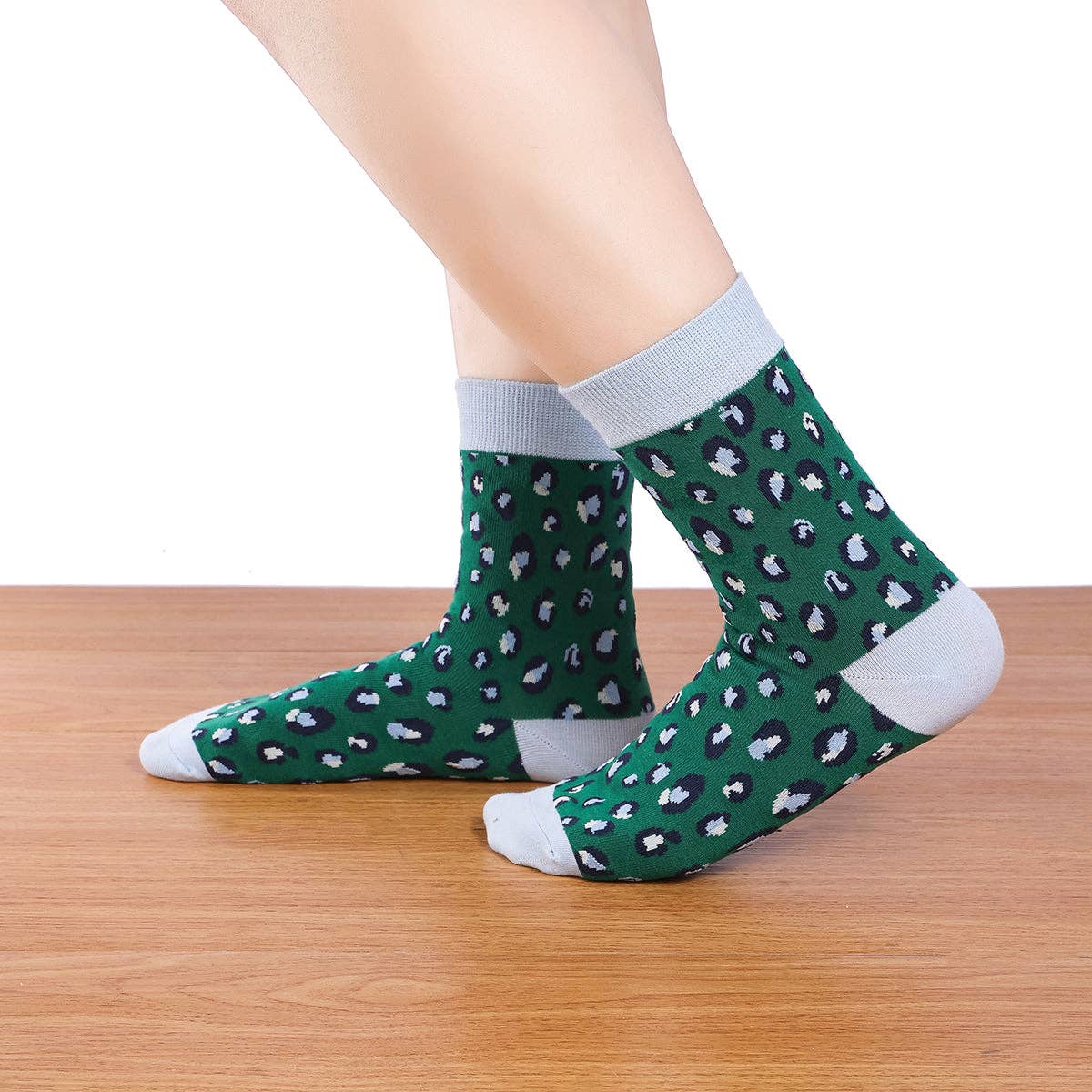 bunt 5er-Pack Damen Socken Leopard I 35-41 für den Großhandel auf Faire6