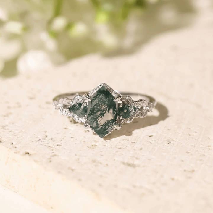 Azura Jewelry - Wholesale Band/Stacked Ring - Gardenia Moss Agate Ring