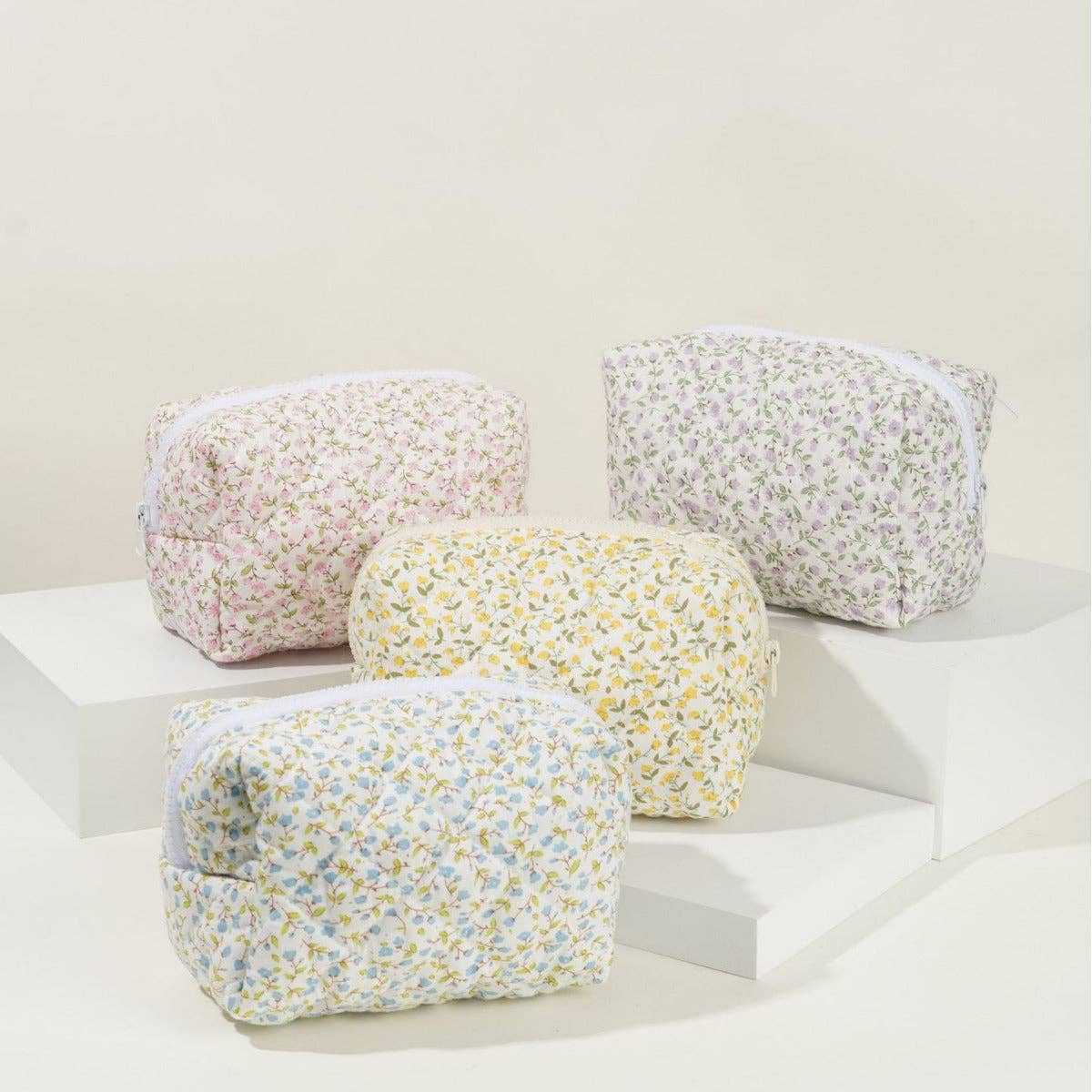 Dipped Shop - Venta al por mayor Bolsa para maquillaje - Bolso de Maquillaje de Gran Capacidad Acolchado Floral de Algodón DPB01155