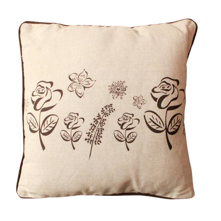 milly sands interiors ltd. – wholesale Throw/decorative pillow – English Heritage Cushion6