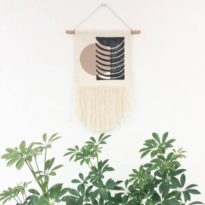 Tyk tynd med cirkelblok trykt vægophæng for engroshandel hos Julia Canright