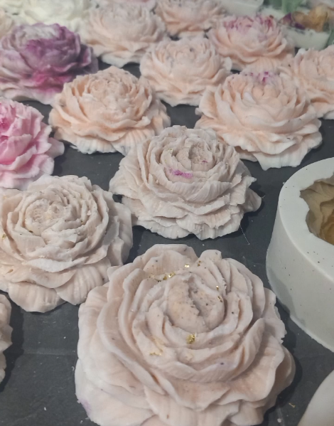 Magnolia gift - Wholesale Novelty Candle - “Peony” Soy Wax Candle4