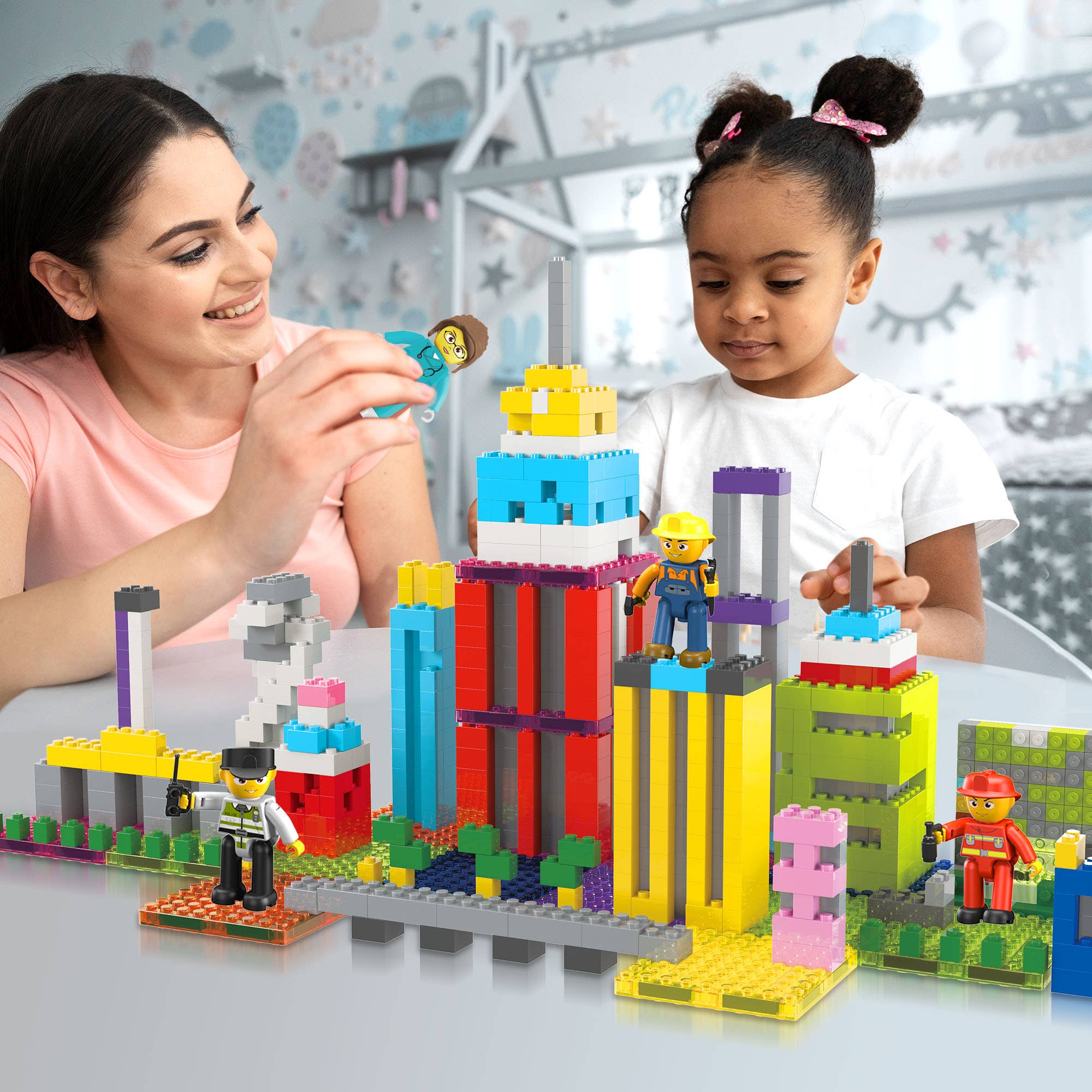 PicassoTiles - Wholesale Toy Set - Kids - PicassoTiles 4pc City Builder Magnetic Action Figures1