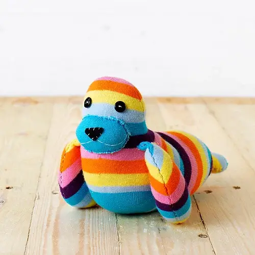 Sock Creatures - Wholesale DIY Craft Kit - Kids - Sock Seal Craft Kit1