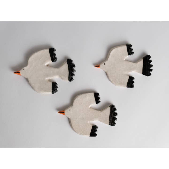 Matilde Horta - Wholesale Magnet - White Bird - Handmade Ceramic Magnets3