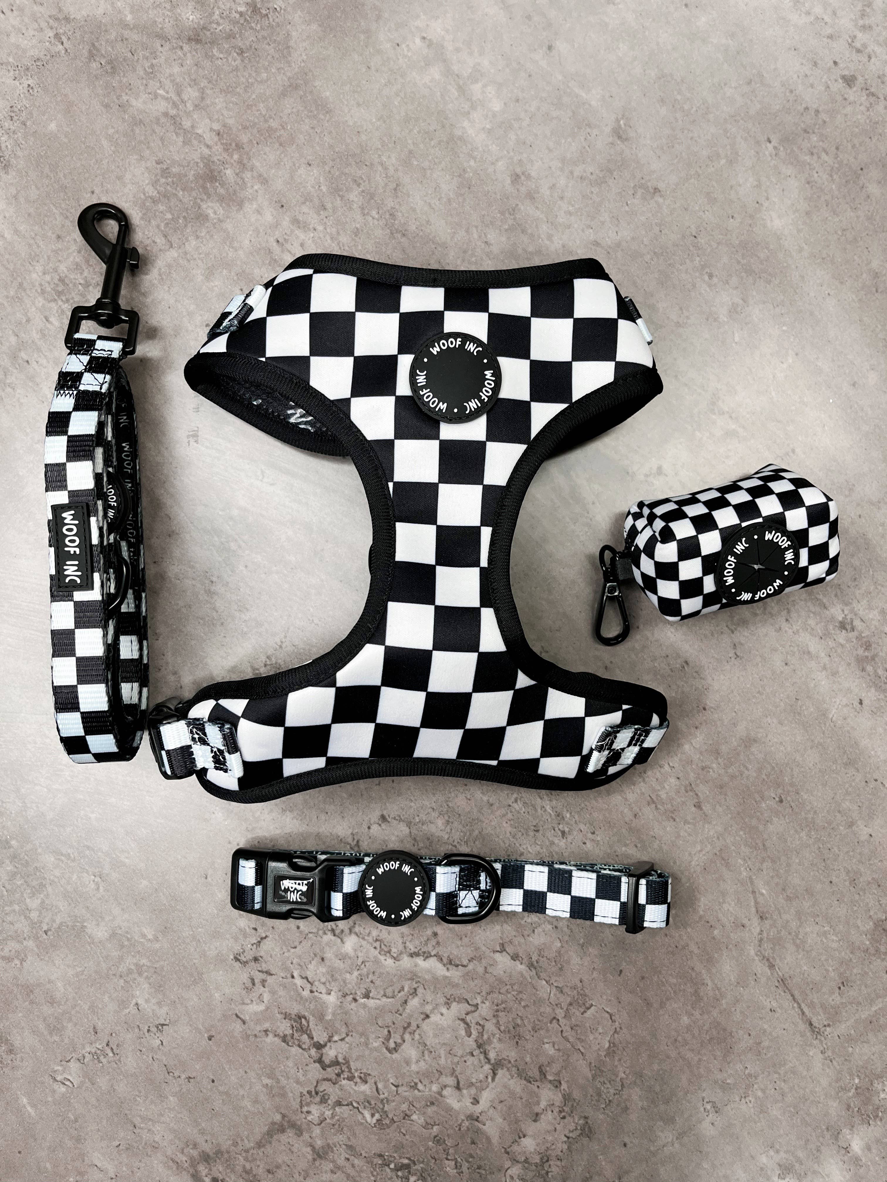 WOOF INC – Großhandel Haustiergeschirr – Hund – Verstellbares Hundegeschirr in Schwarz und Weiß mit Schachbrettmuster7