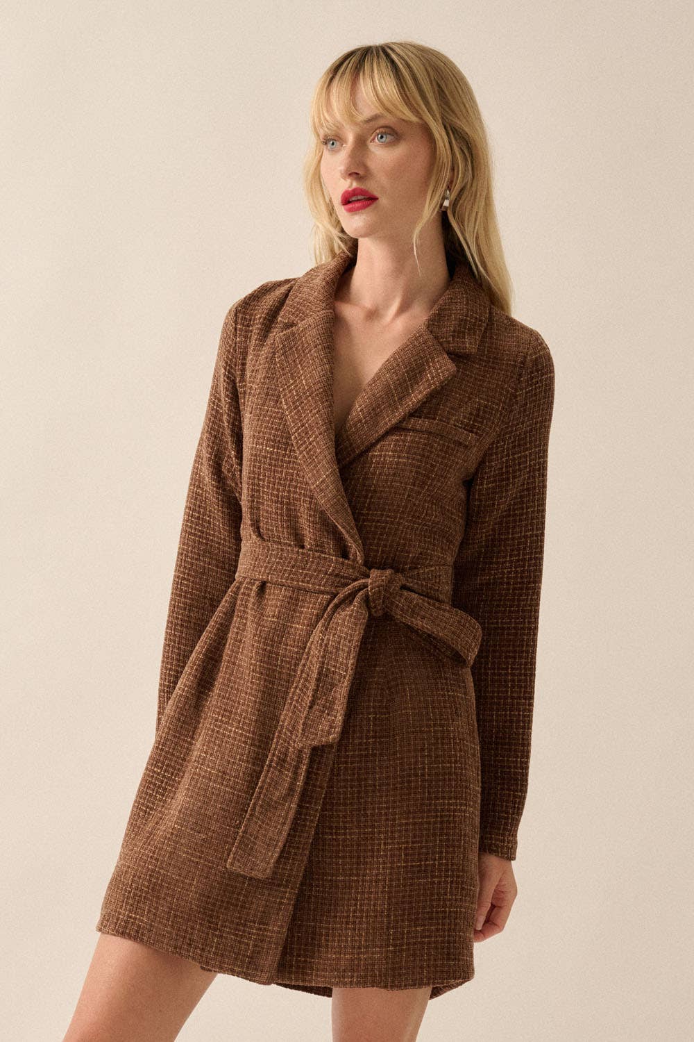 Promesa USA – wholesale Klänning - Dam – Kort klänning i tweed med slagkrage och matchande skärp10