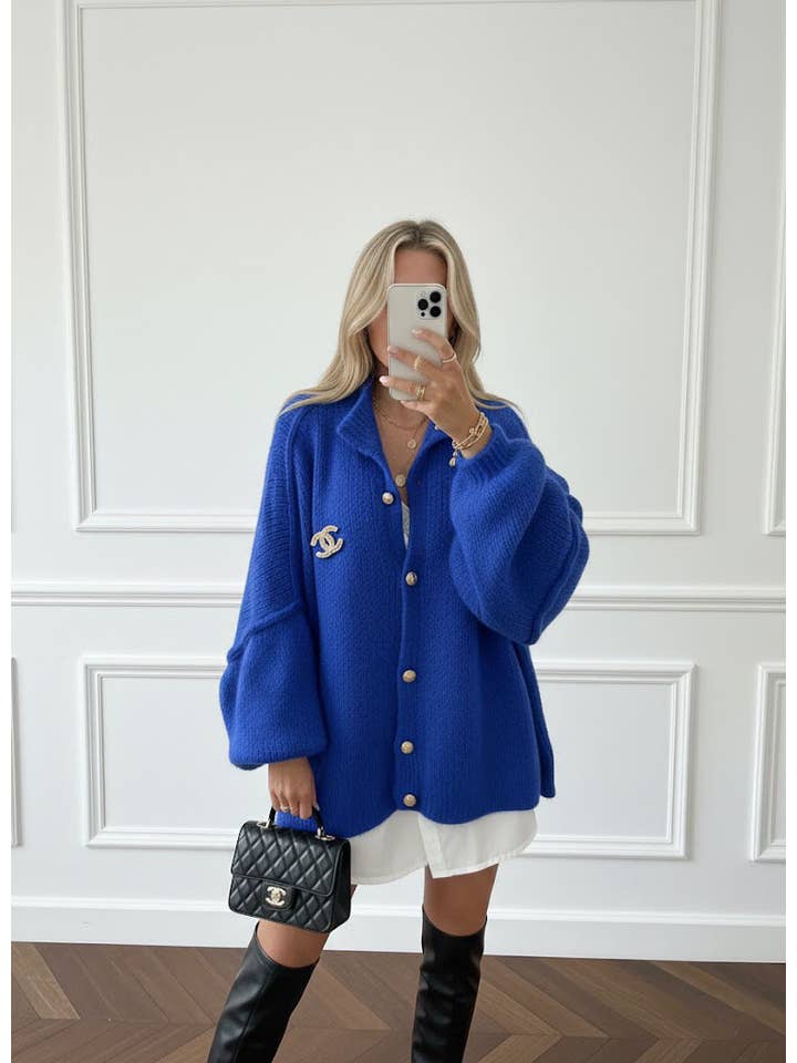 ESTEE BROWN - Wholesale Cardigan - Women's - Wool vest with gold buttons - 10262